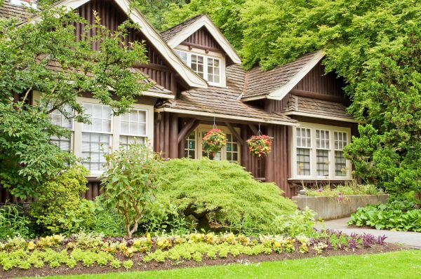 Log Home Landscaping in Saint Cloud