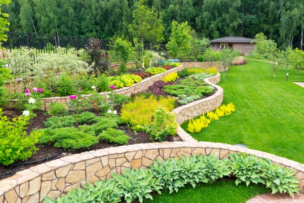 Home Garden Landscaping in Saint Cloud